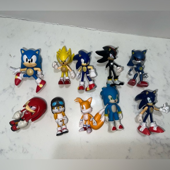 Colorful Hedgehog Character Figurine Set - Picture 9 of 16